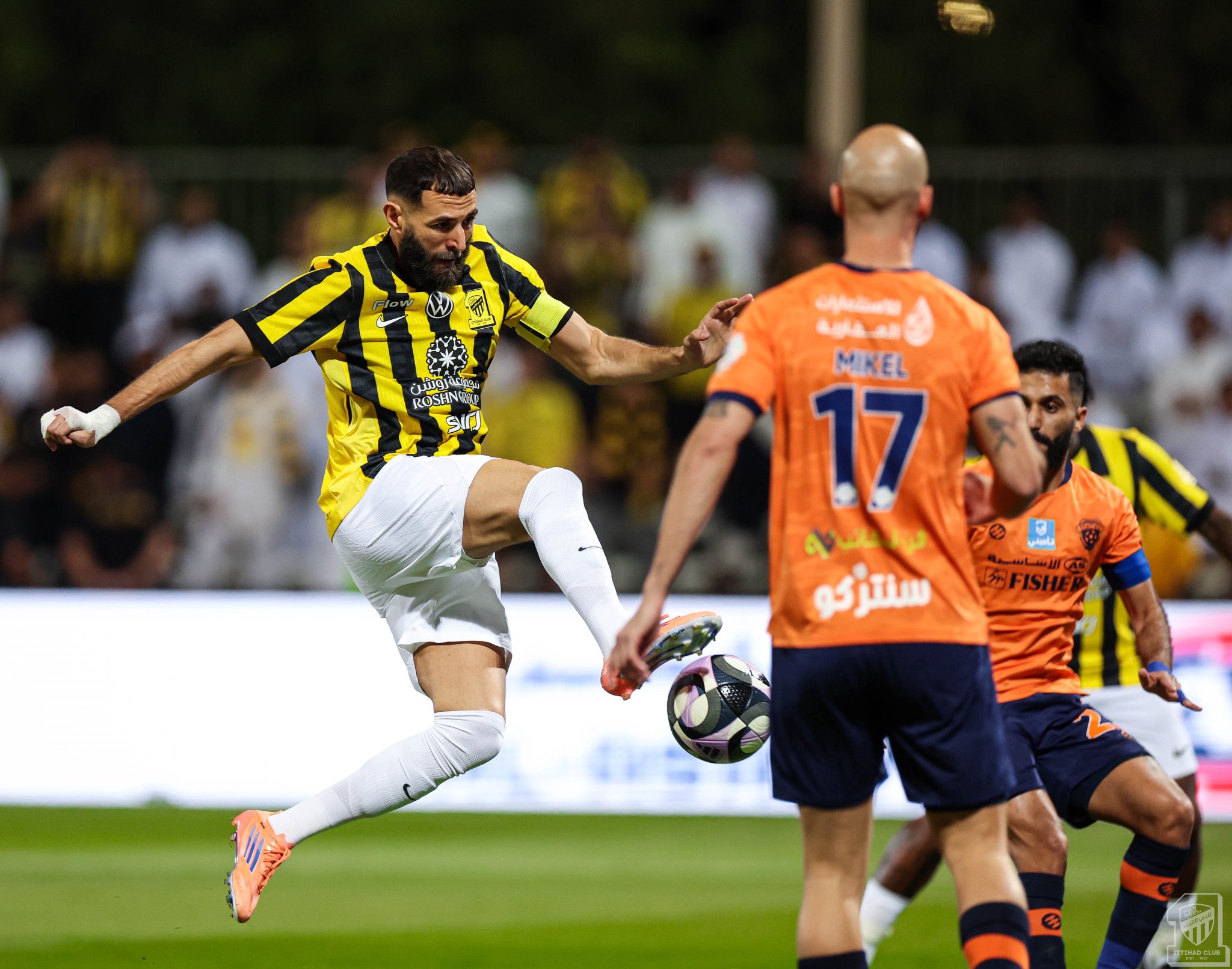 في مباراة كونسيساو الأولى نادي الاتحاد يتعثر أمام الفيحاء بالتعادل